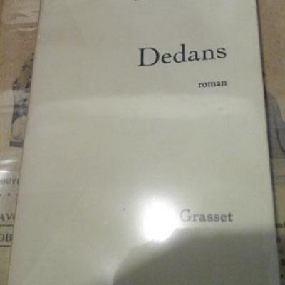 Dedans