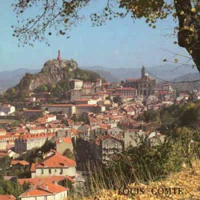 lepuyenvelay.jpg